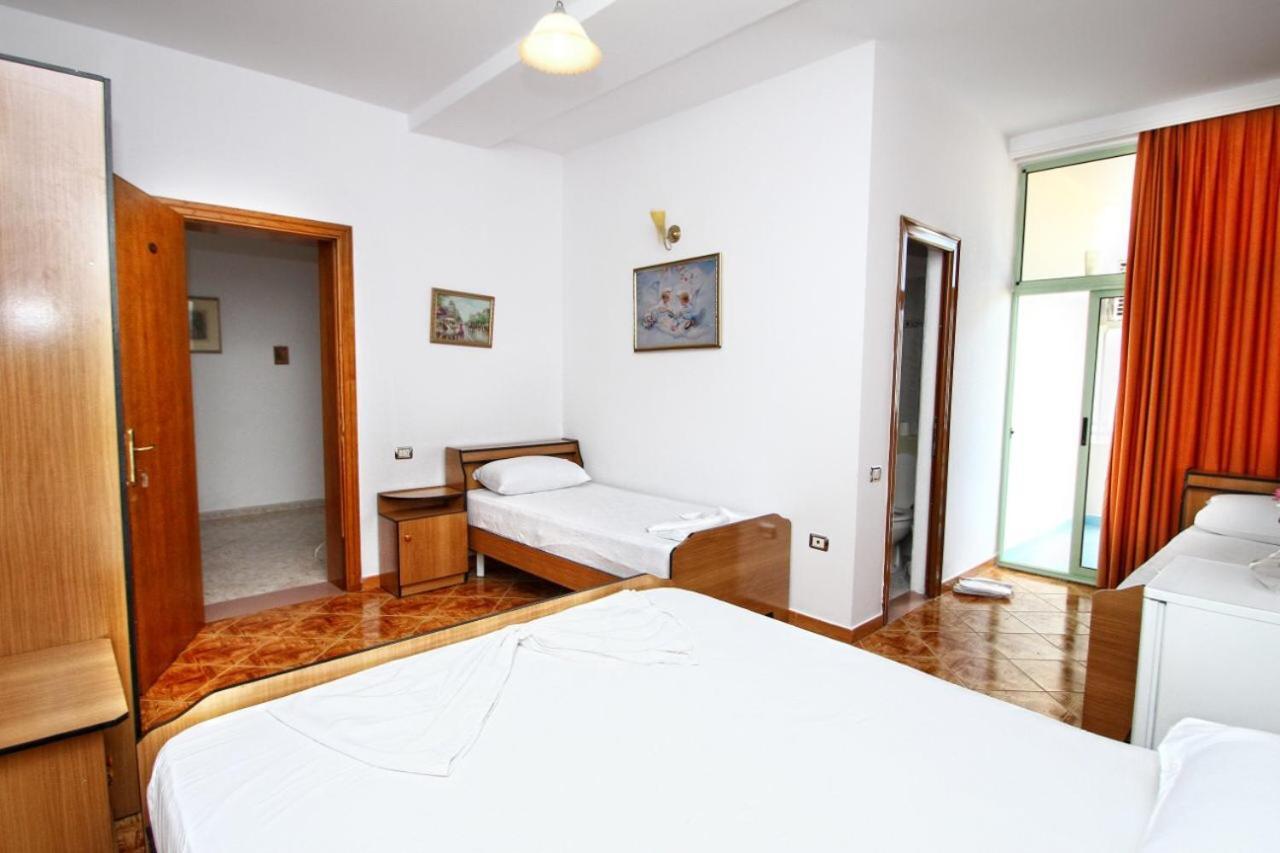 Hotel Europa Vlorë Eksteriør billede